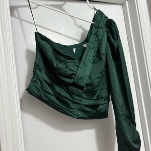 Elegant Green One-Shoulder Top
